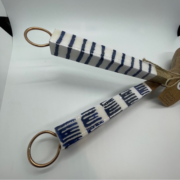 Mudpie bungalow enamel servers - new - Picture 3 of 5